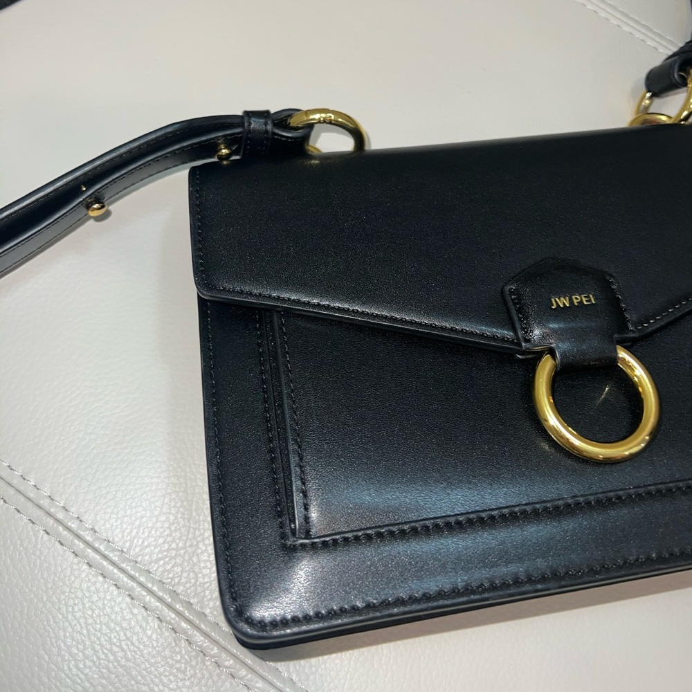 JW PEI crossbody bag in black, perfect condition
